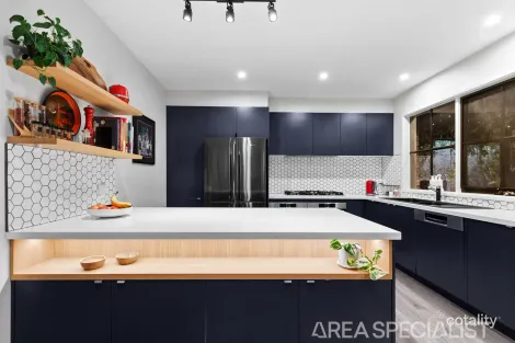 Property photo of 7 Stevens Road Langwarrin VIC 3910