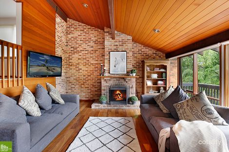 34 Hilltop Ave, Wollongong, NSW 2500