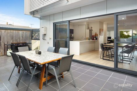 Property photo of 46B Willmington Street Wooloowin QLD 4030
