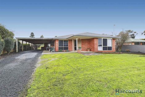 17 Gaul Ave, Darnum, VIC 3822