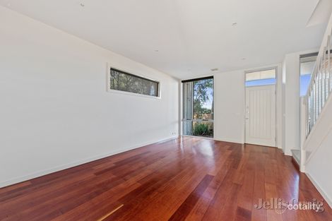 Property photo of 5/25 Pottage Circuit Macleod VIC 3085