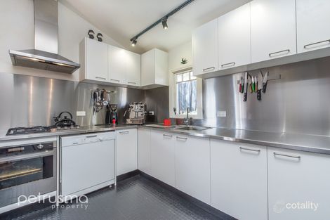 Property photo of 1 Dynnyrne Road Dynnyrne TAS 7005