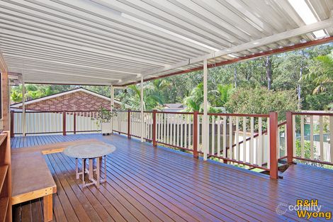 Property photo of 25 Bomaderry Crescent Glenning Valley NSW 2261