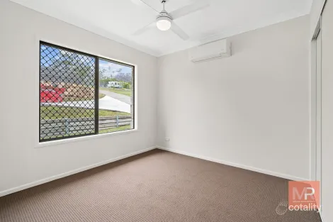 Property photo of 101-103 William Humphreys Drive Mundoolun QLD 4285