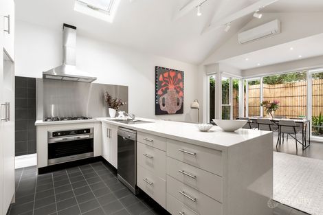 Property photo of 43 Kerferd Road Albert Park VIC 3206