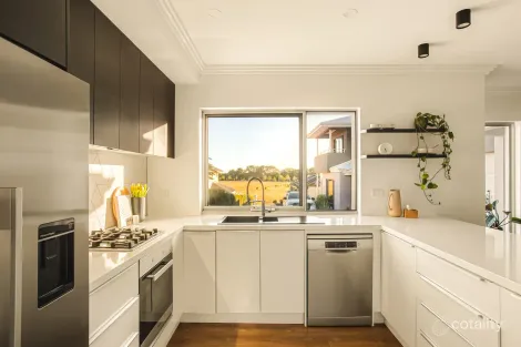 Property photo of 32B Beard Elbow Bayswater WA 6053