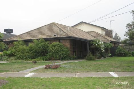 18 Arnside Cres, Westmeadows, VIC 3049