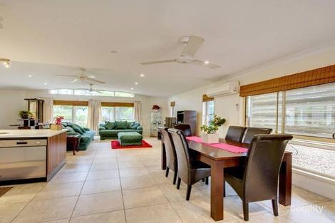 Property photo of 30 Teasel Crescent Forest Lake QLD 4078