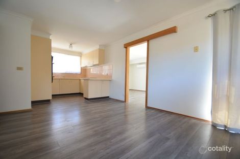 Property photo of 16 Abercarn Avenue Craigieburn VIC 3064