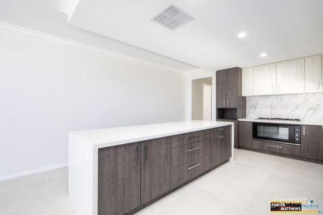 Property photo of 37 Woodswallow Parkway Maddington WA 6109