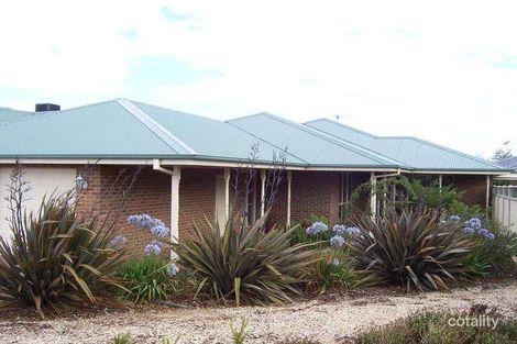 12 Hibiscus Ct, Kilmore, VIC 3764