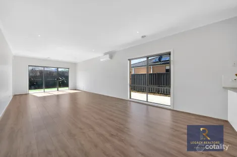 Property photo of 76 Eureka Drive Manor Lakes VIC 3024