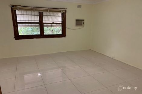 13 Genty St, Campbelltown, NSW 2560