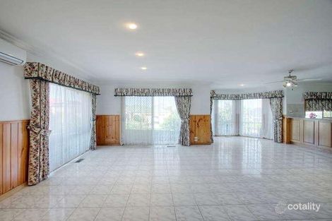 Property photo of 9 Maize Place Narre Warren VIC 3805