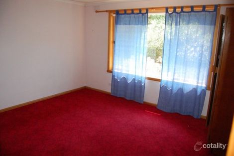 Property photo of 10 Newfield Street Peterborough VIC 3270