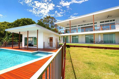 Property photo of 2 Amaroo Drive Buderim QLD 4556