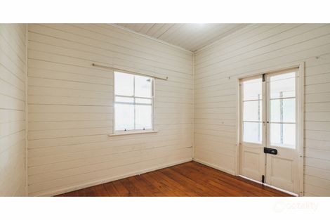 17 Card St, Berserker, QLD 4701