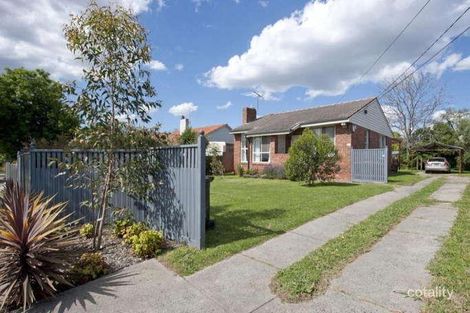 16 Cleveland Rd, Ashwood, VIC 3147