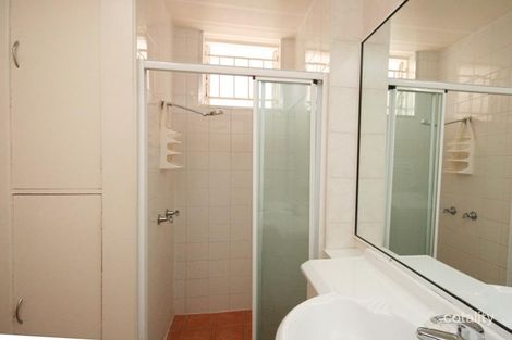 Property photo of 23/64 Thorn Street Kangaroo Point QLD 4169