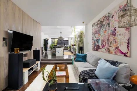 1 Holdsworth St, Newtown, NSW 2042