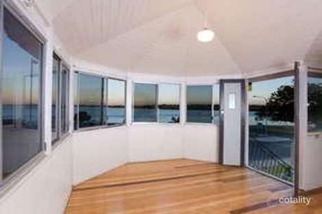 Property photo of 70 Allpass Parade Shorncliffe QLD 4017