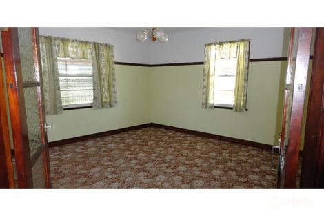 Property photo of 105 Stephen Street Harristown QLD 4350