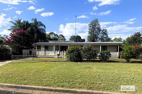 Property photo of 5 Daisy Street Miles QLD 4415