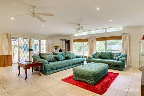 Property photo of 30 Teasel Crescent Forest Lake QLD 4078