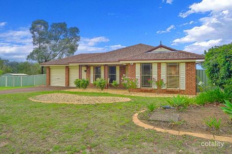Property photo of 10 Packenham Place Mount Annan NSW 2567