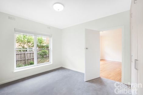 Property photo of 3/4 Stonehaven Court Toorak VIC 3142