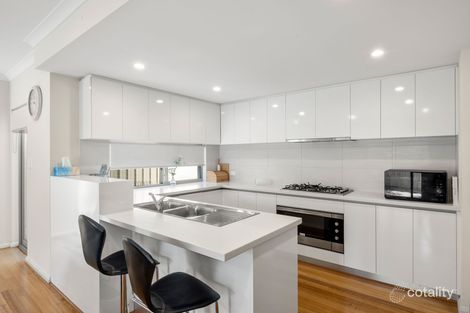 28d Boronia St, Innaloo, WA 6018