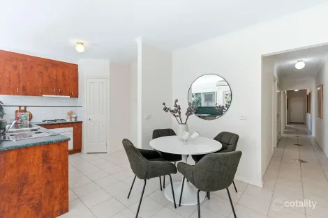 Property photo of 2/74 Spring Drive Hoppers Crossing VIC 3029