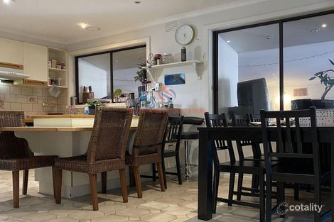 Property photo of 14 Bentley Crescent Hoppers Crossing VIC 3029