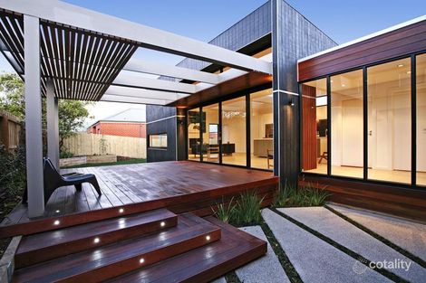 Property photo of 9 Cairns Avenue Newtown VIC 3220