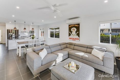 Property photo of 27 Honeyeater Place Bli Bli QLD 4560