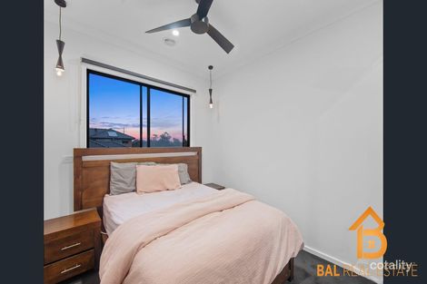 Property photo of 49 Persian Crescent Tarneit VIC 3029