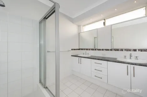 Property photo of 5 Summer Drive Dawesville WA 6211