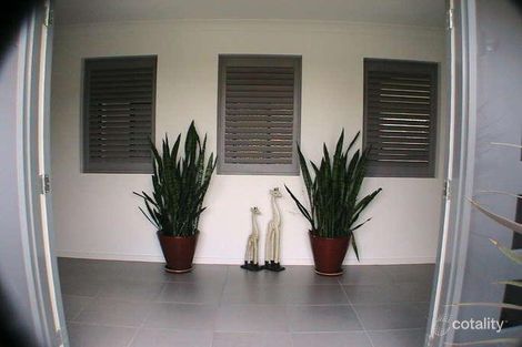 Property photo of 16 Lake Breeze Drive Windaroo QLD 4207