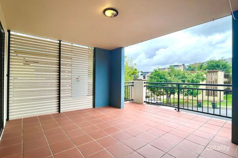 Property photo of 2/4 Lisson Grove Wooloowin QLD 4030