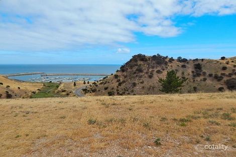 Property photo of 39 Seaview Avenue Wirrina Cove SA 5204