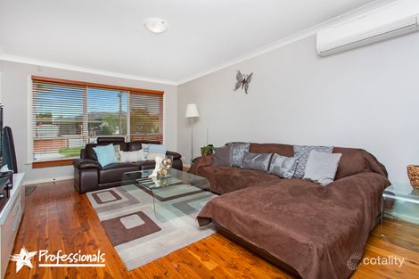 Property photo of 22 Somme Crescent Milperra NSW 2214