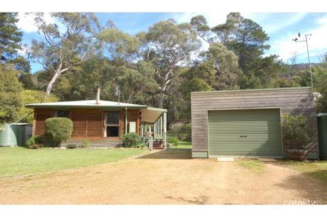 Property photo of 20 Warren Road Halls Gap VIC 3381