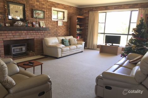 Property photo of 2 Roe Close Singleton Heights NSW 2330