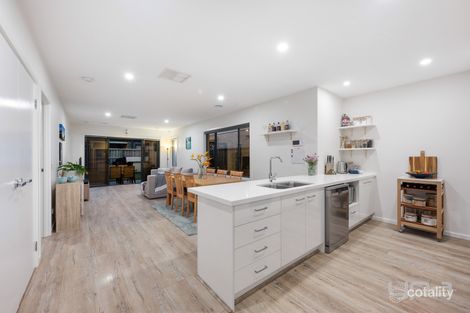 Property photo of 8 Eaglecrest Avenue Fraser Rise VIC 3336