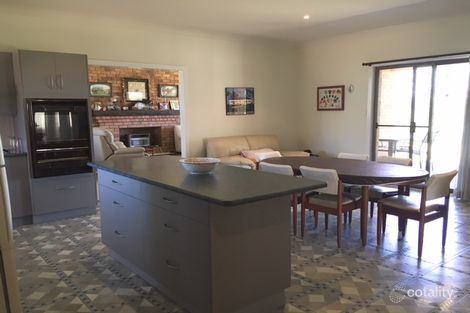 Property photo of 2 Roe Close Singleton Heights NSW 2330