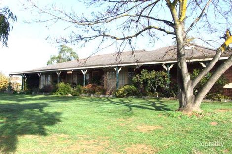 407 Poplar Dr, Lavington, NSW 2641