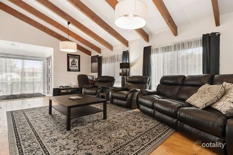 Property photo of 28 Tyntynder Drive Carrum Downs VIC 3201