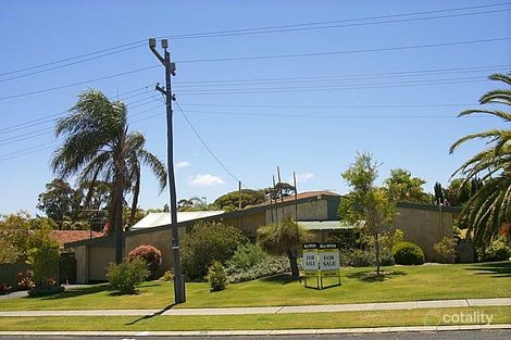 6 Shackleton Ave, Hillarys, WA 6025