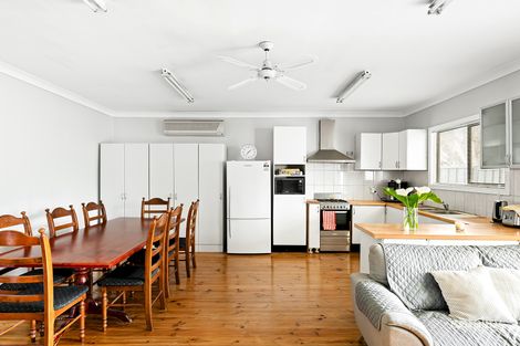 Property photo of 121 Primrose Street Essendon VIC 3040