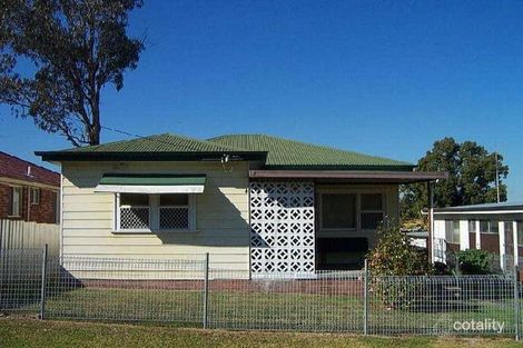 4 Bruce St, Glendale, NSW 2285